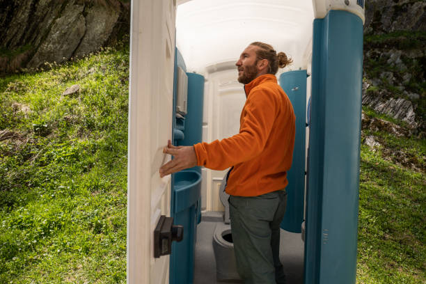 Portable Toilet Options We Offer in Plum Grove, TX
